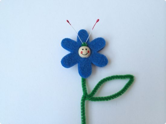 Set creativ iepure oranj din fetru si floare