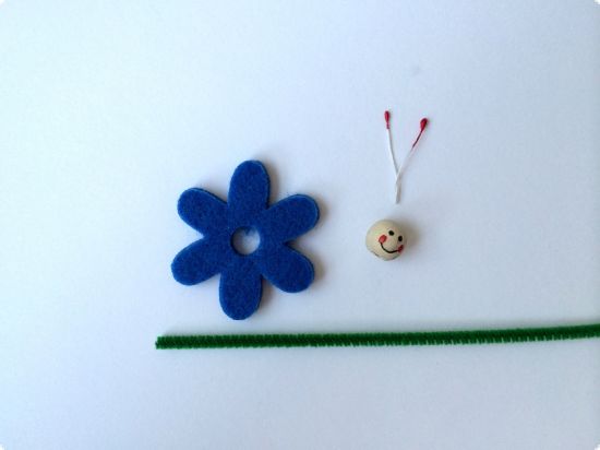 Set creativ iepure maro din fetru si floare