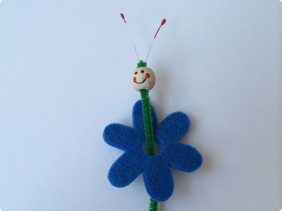 Set creativ iepure maro din fetru si floare