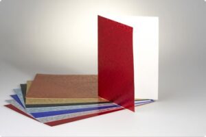Set cartoane 8 culori metalizate, 220 g/m2