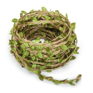 Sfoara decorativa, impletita cu frunze verzi, 300 cm