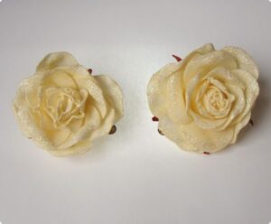 Set 2 trandafiri decorativi  - crem cu sclipici