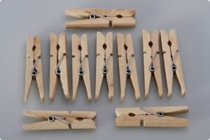 Set 10 carlige din lemn natur 4,8 cm