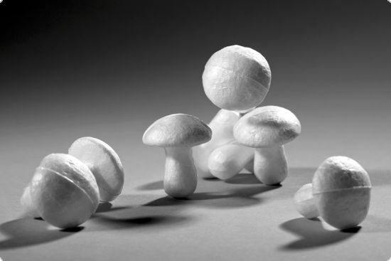 Set 8 ciuperci din polistiren, 2,5 cm