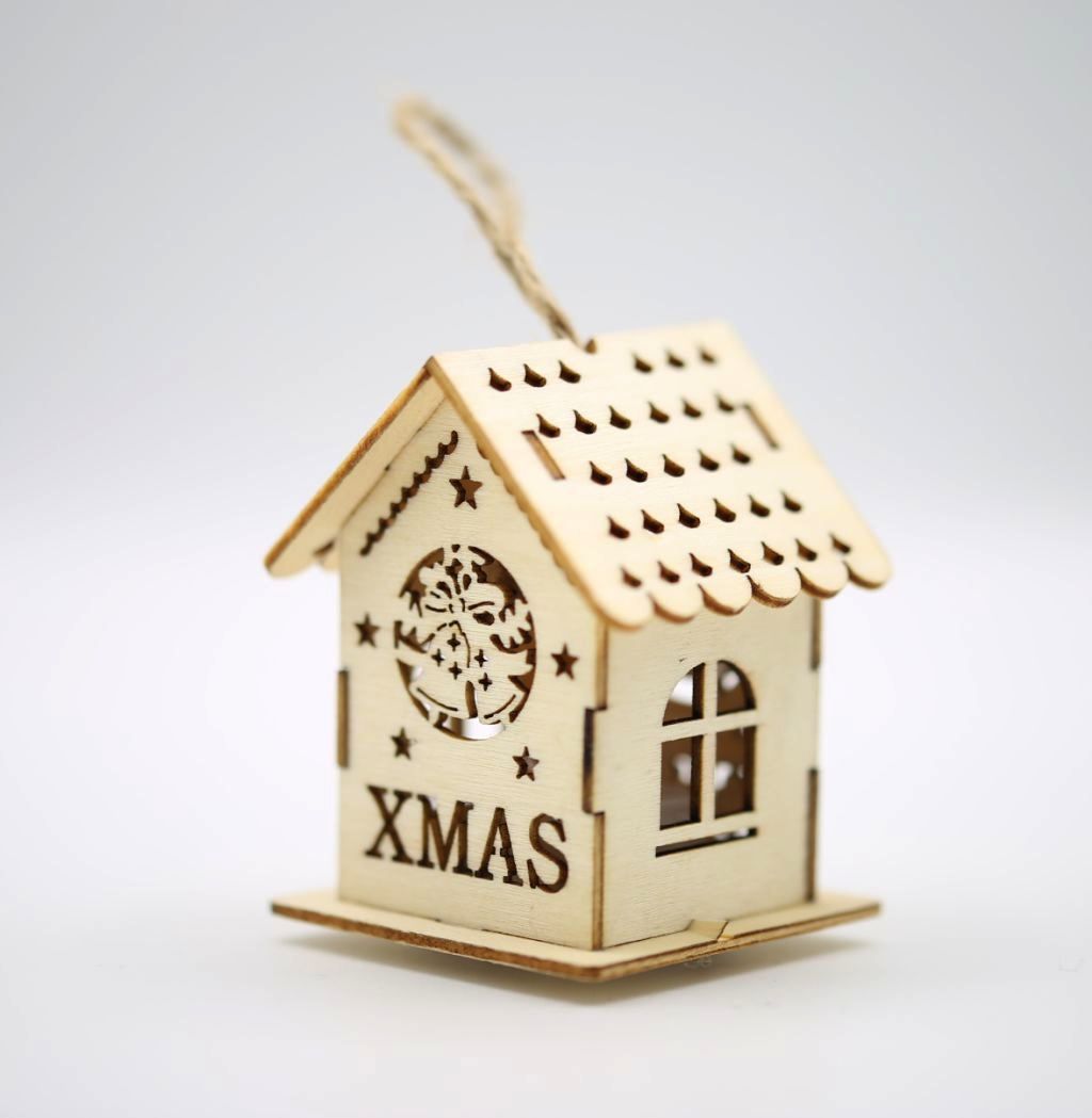 Ornament casuta din lemn natur, cu lumina - Xmas - Clopotei