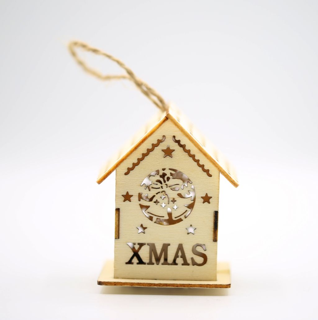 Ornament casuta din lemn natur, cu lumina - Xmas - Clopotei