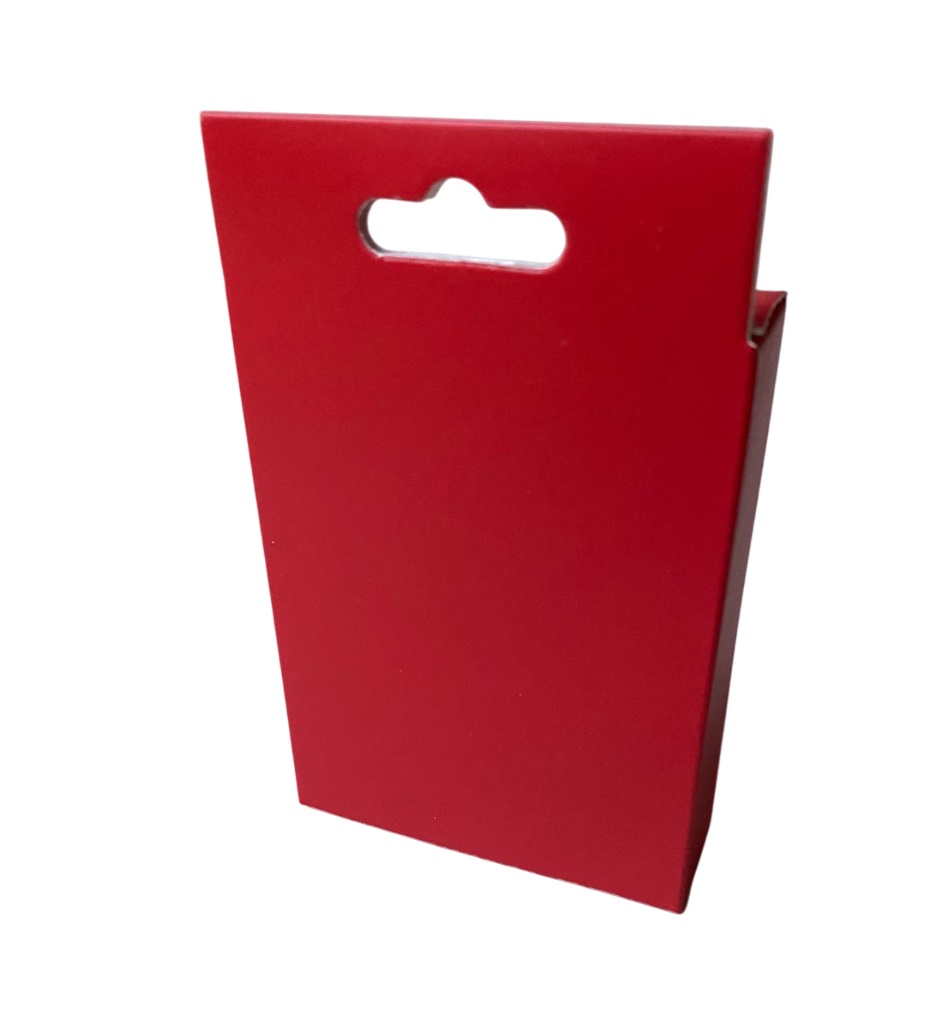 Cutie din carton rosu, cu fereastra cu folie din plastic, cu passepartout din carton negru si snur de martisor, Martin - imagine 5